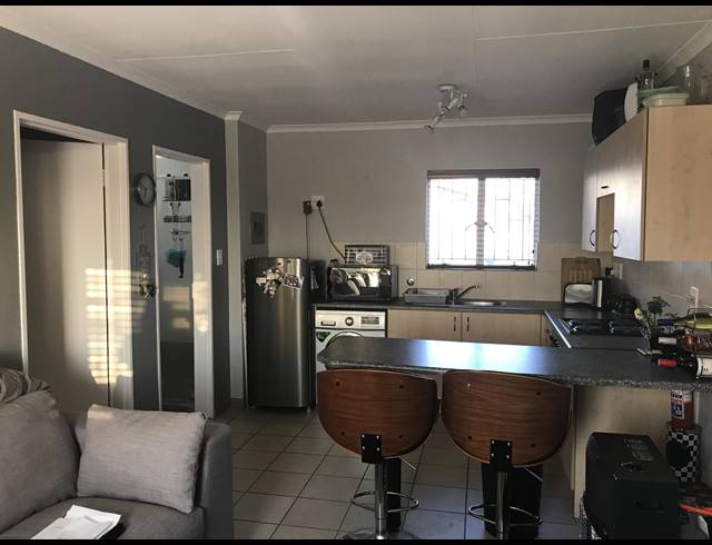 1 BEDROOM APARTMENT FOR SALE IN GREENSTONE HILL